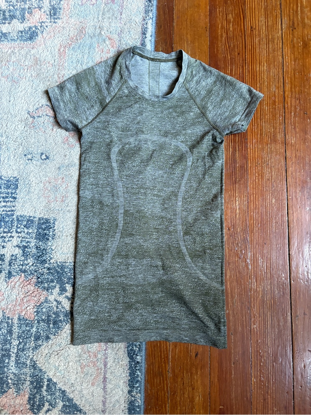 lululemon athletica Swiftly tee